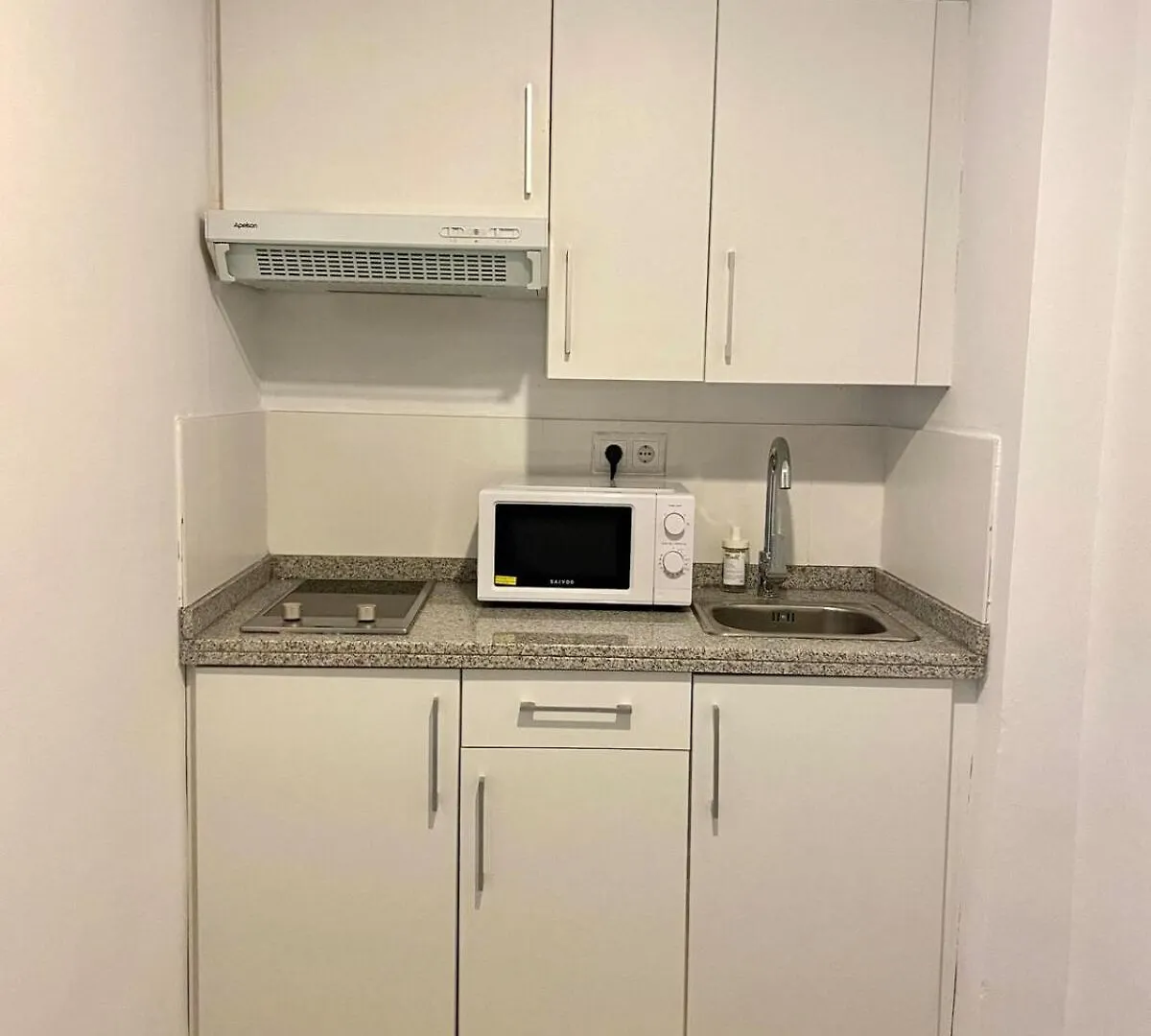 9742 Apartamento Corte Ingles Kordoba 0*,  Hiszpania