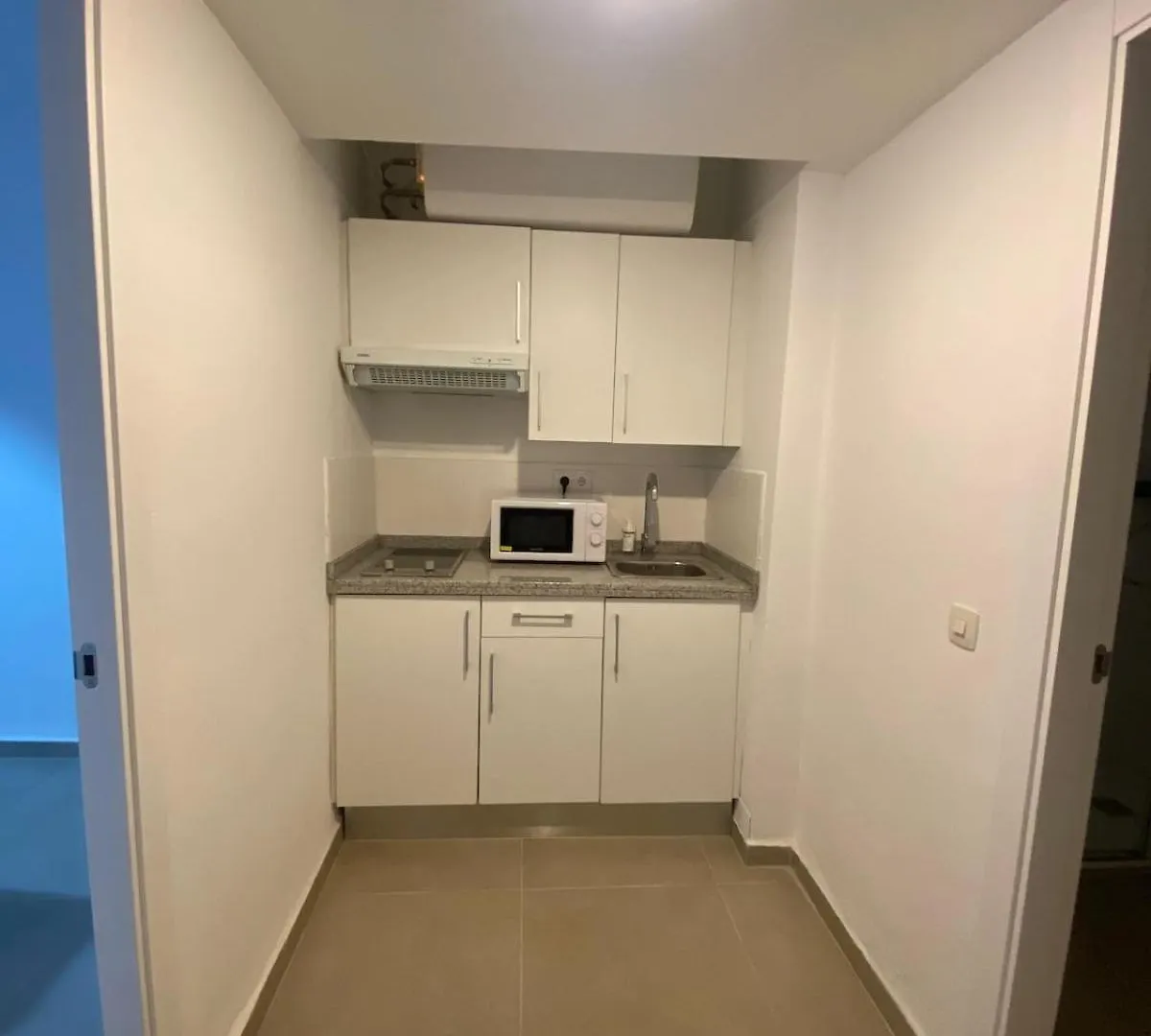9742 Apartamento Corte Ingles Cordoba 0*,